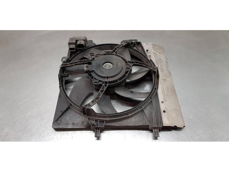 Recambio de electroventilador para peugeot 207 sw confort referencia OEM IAM 1253P8 9682902080 