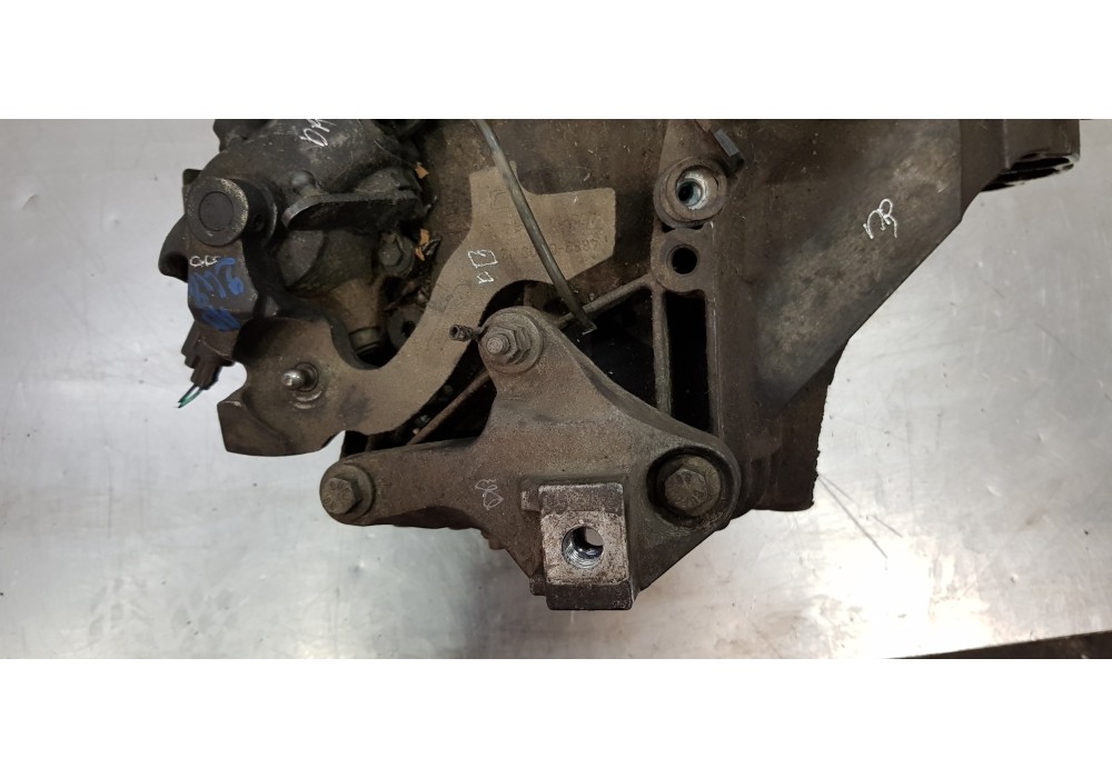 Recambio de caja cambios para ford focus cabrio (ca5) titanium (02.2008) referencia OEM IAM 1882518 8M5R7002FF 8M5R7002FG