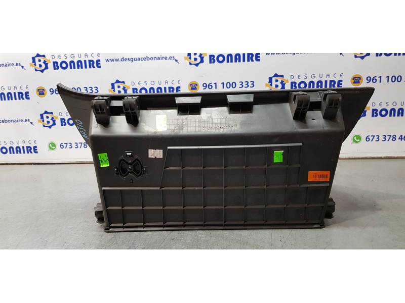 Recambio de guantera para hyundai i20 classic referencia OEM IAM 84510C8000  