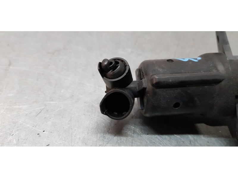 Recambio de limpia faros xenon para bmw serie 7 (e65/e66) 735i referencia OEM IAM 700194907   Recambio de limpia faros xenon para bmw serie 7 (e65/e66) 735i referencia OEM IAM 700194907