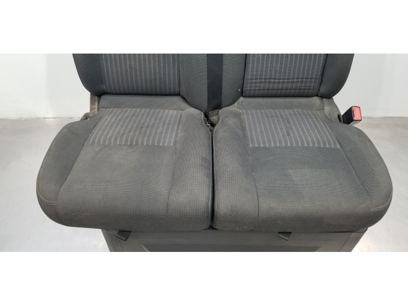 Recambio de asiento delantero derecho para ford transit kastenwagen (ttg) 350 l2 referencia OEM IAM 2415878 BK3162534AK 