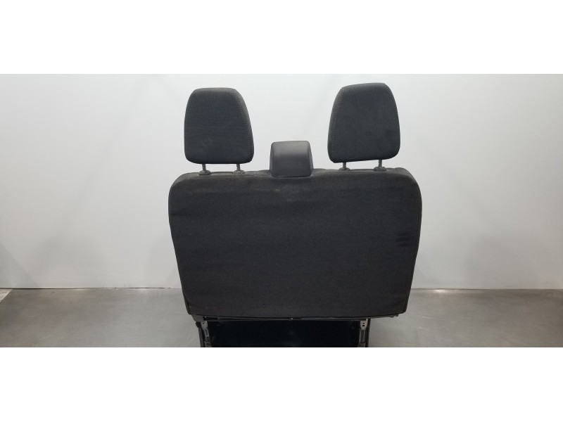 Recambio de asiento delantero derecho para ford transit kastenwagen (ttg) 350 l2 referencia OEM IAM 2415878 BK3162534AK 