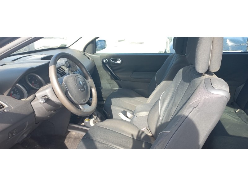 renault megane ii berlina 3p del año 2004