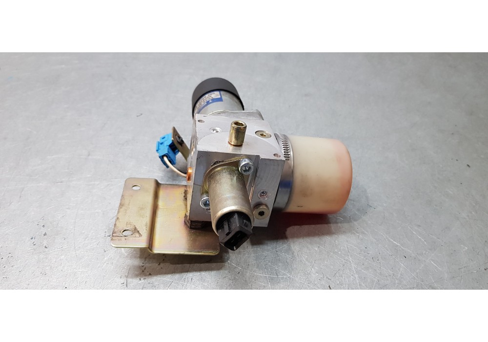 Recambio de motor cierre centralizado porton para bmw serie 7 (e65/e66) 735i referencia OEM IAM 7015009  