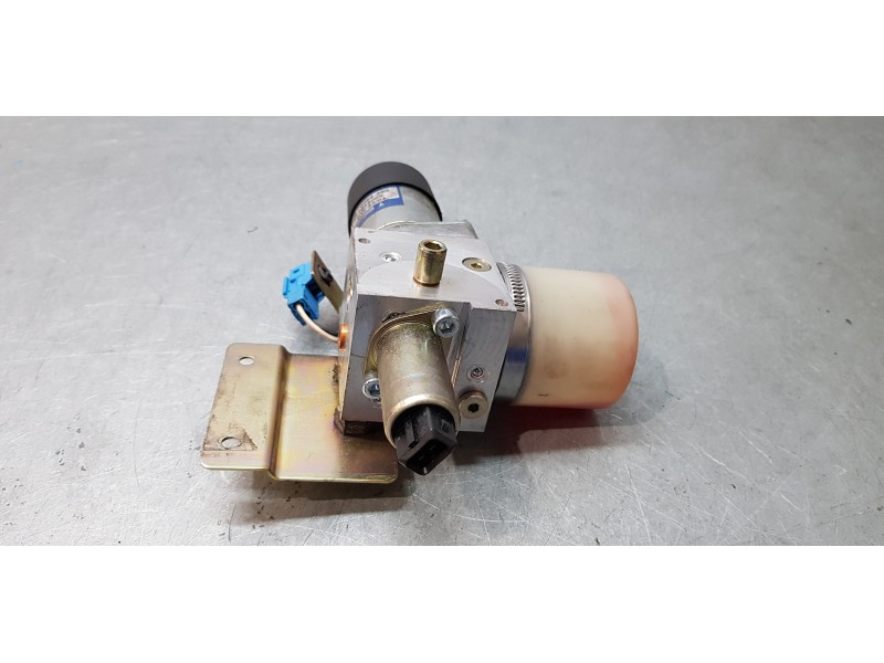 Recambio de motor cierre centralizado porton para bmw serie 7 (e65/e66) 735i referencia OEM IAM 7015009  