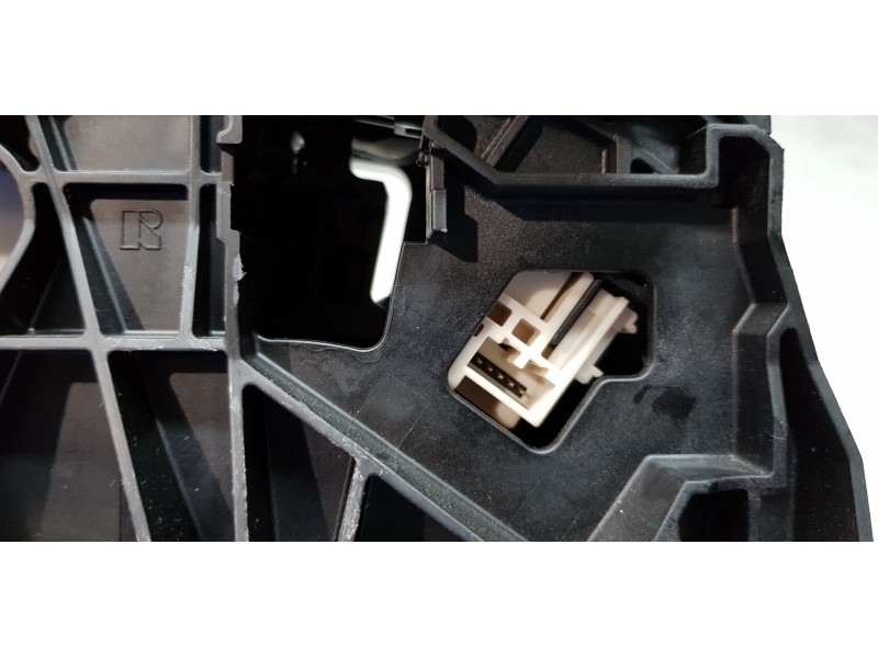 Recambio de palanca cambio para toyota rav 4 plug-in hybrid advance referencia OEM IAM 3356012650 3354240050C0 