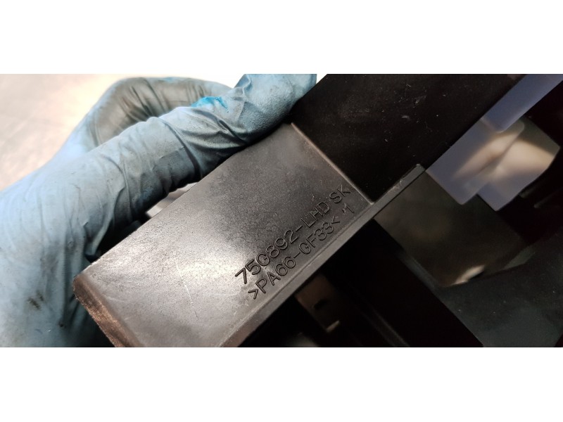 Recambio de palanca cambio para toyota rav 4 plug-in hybrid advance referencia OEM IAM 3356012650 3354240050C0 