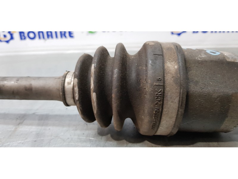 Recambio de transmision delantera izquierda para hyundai i20 classic referencia OEM IAM 49500C8000  