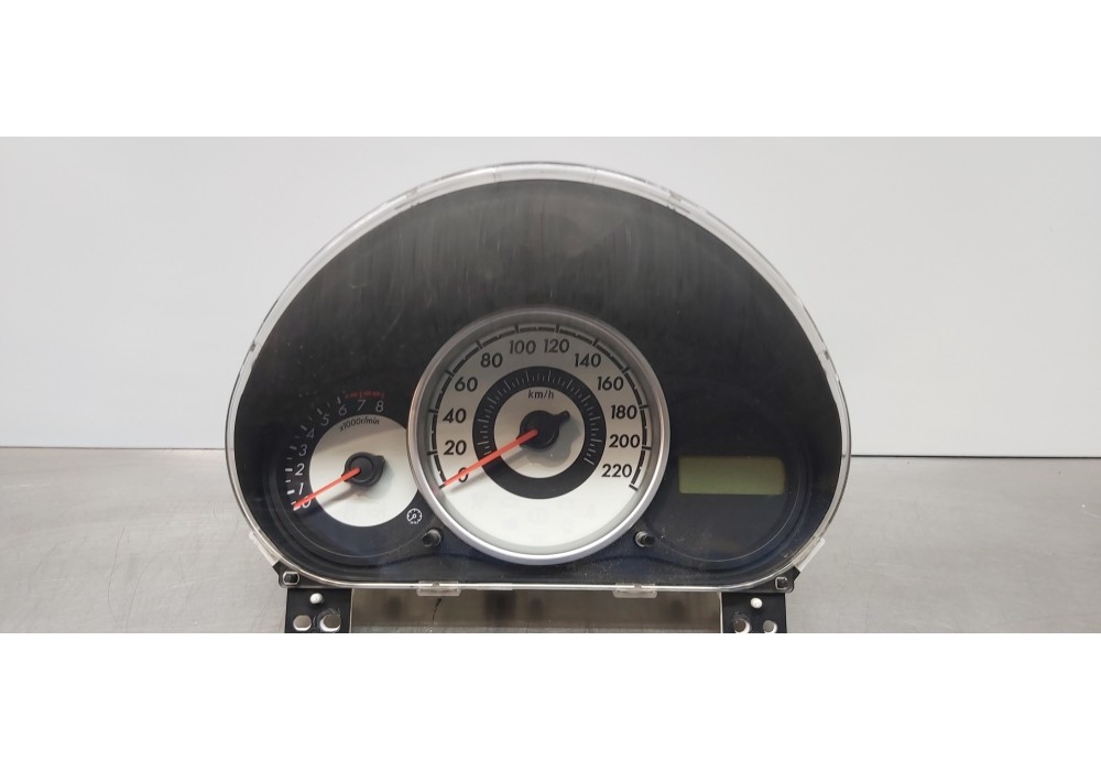 Recambio de cuadro instrumentos para mazda 2 lim. (de) 1.3 active (5-ptas.) (55kw) referencia OEM IAM D01J55430  