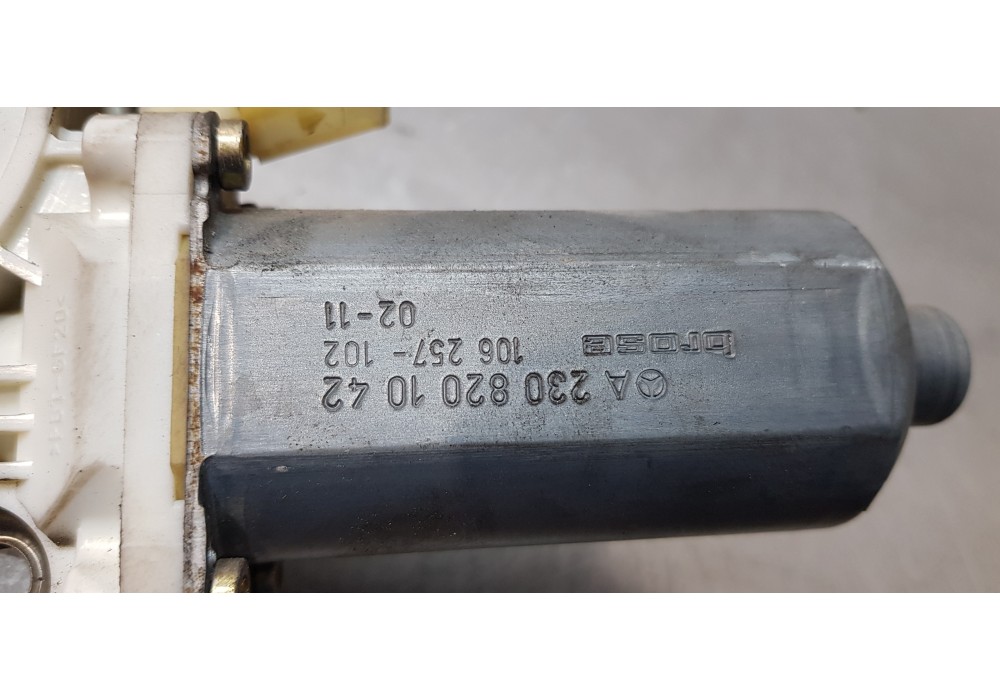 Recambio de elevalunas delantero izquierdo para mercedes clase clk (w209) coupe 270 cdi (209.316) referencia OEM IAM 0130821921 