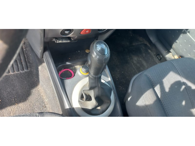 renault megane ii berlina 3p del año 2004