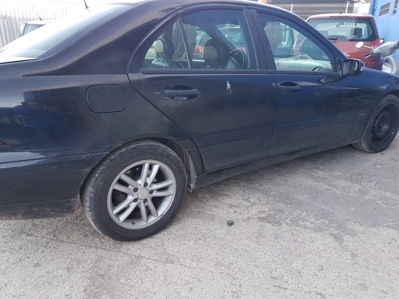 mercedes clase c (w203) berlina del año 2002 mercedes clase c (w203) berlina del año 2002