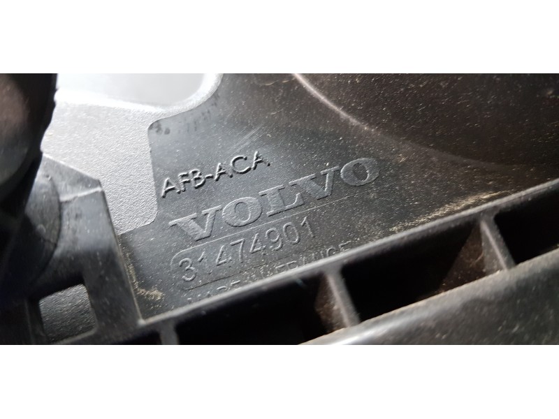 Recambio de filtro aire para volvo xc60 inscription awd referencia OEM IAM 31474901  