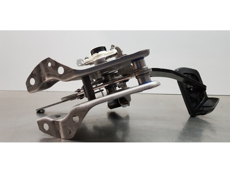 Recambio de pedal freno para toyota rav 4 plug-in hybrid advance referencia OEM IAM 4711042430  