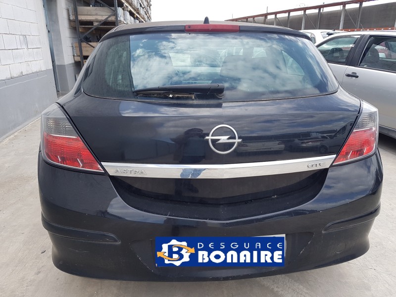 opel astra gtc del año 2008