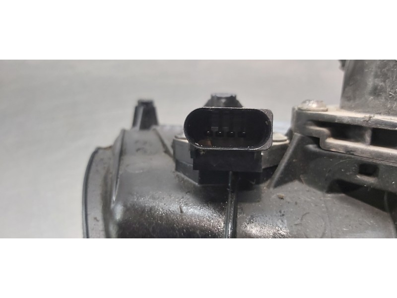 Recambio de colector admision para volkswagen golf vi (5k1) sport referencia OEM IAM 03C129721B  