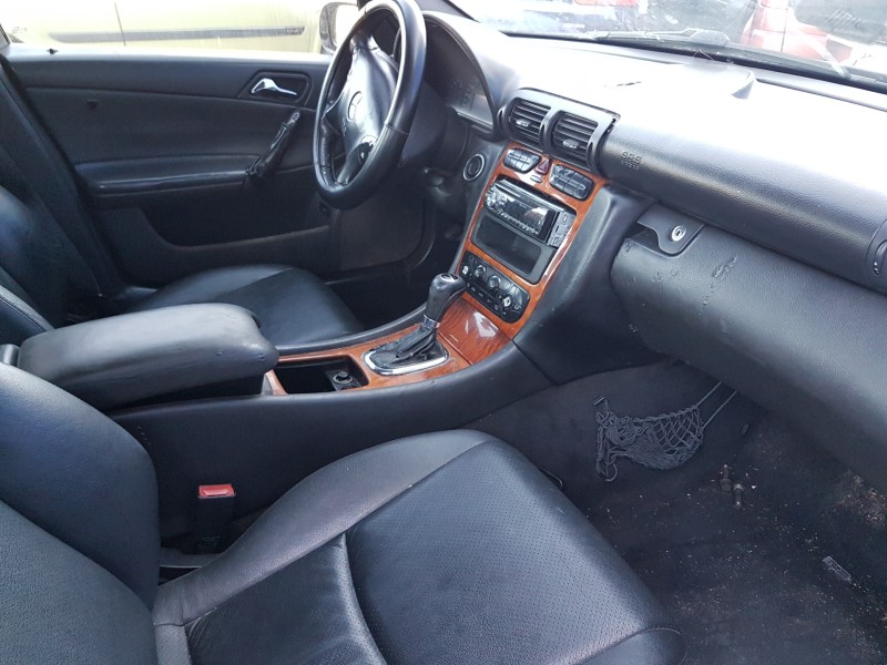 mercedes clase c (w203) berlina del año 2002 mercedes clase c (w203) berlina del año 2002