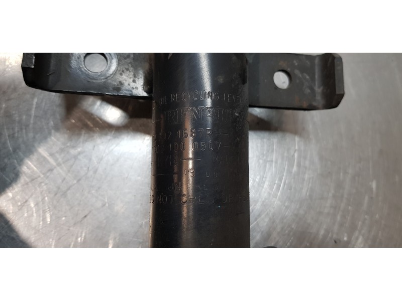 Recambio de amortiguador delantero derecho para renault captur limited referencia OEM IAM 543021687R   Recambio de amortiguador delantero derecho para renault captur limited referencia OEM IAM 543021687R