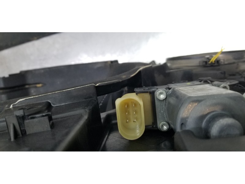 Recambio de elevalunas delantero derecho para bmw mini clubman (r55) cooper referencia OEM IAM 51332756084 2757044  Recambio de elevalunas delantero derecho para bmw mini clubman (r55) cooper referencia OEM IAM 51332756084 2757044