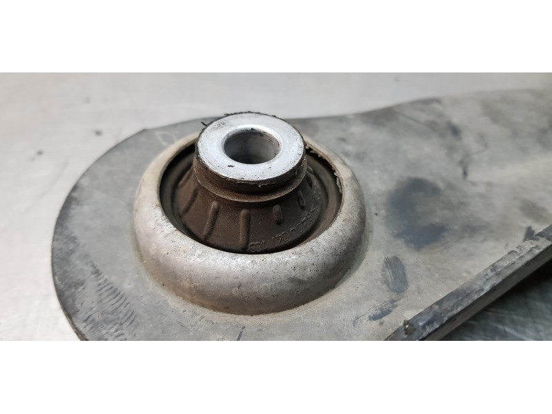 Recambio de brazo suspension inferior delantero derecho para renault captur limited referencia OEM IAM 545045743R  