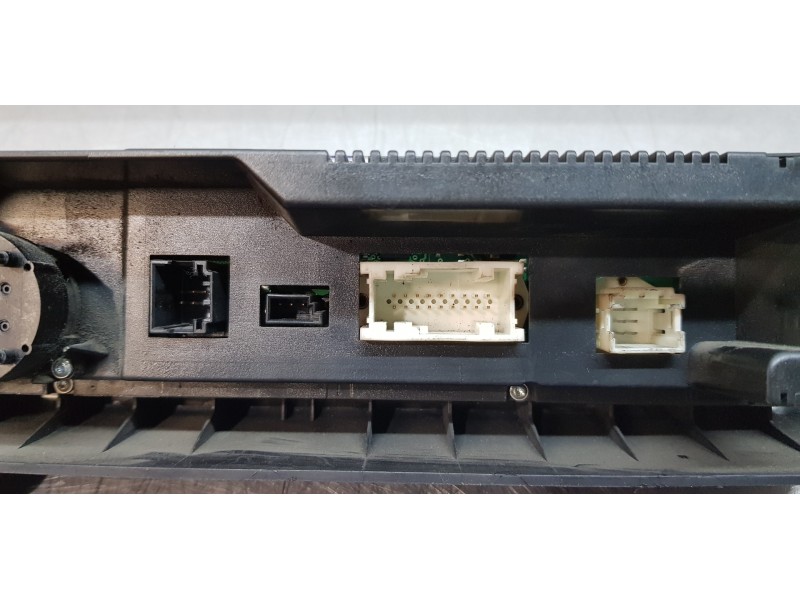 Recambio de mando climatizador para bmw x3 (e83) 2.0d referencia OEM IAM 64113417544  