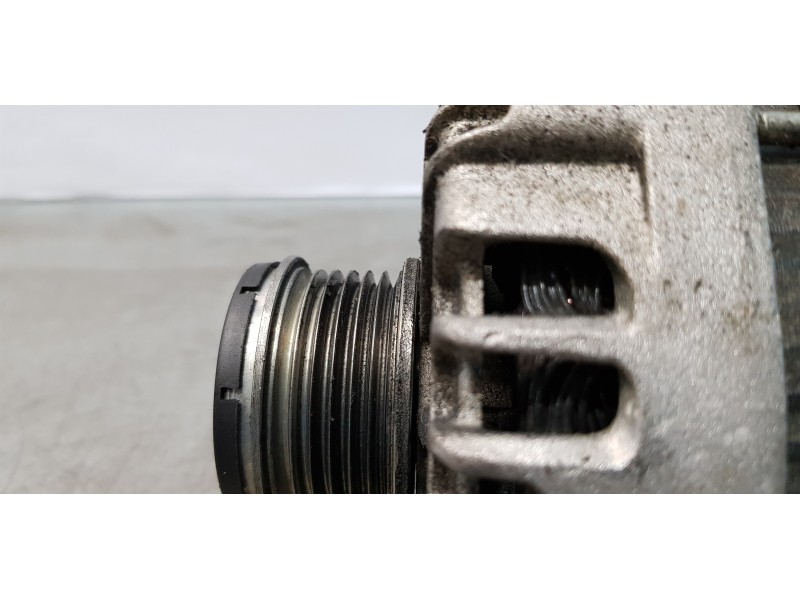 Recambio de alternador para opel zafira tourer excellence referencia OEM IAM LRA03613  