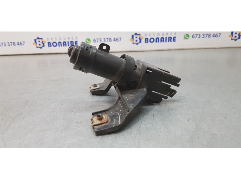 Recambio de limpia faros xenon para lexus rx 350 referencia OEM IAM 8520748011   Recambio de limpia faros xenon para lexus rx 350 referencia OEM IAM 8520748011