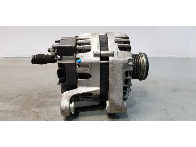 Recambio de alternador para opel zafira tourer excellence referencia OEM IAM LRA03613  