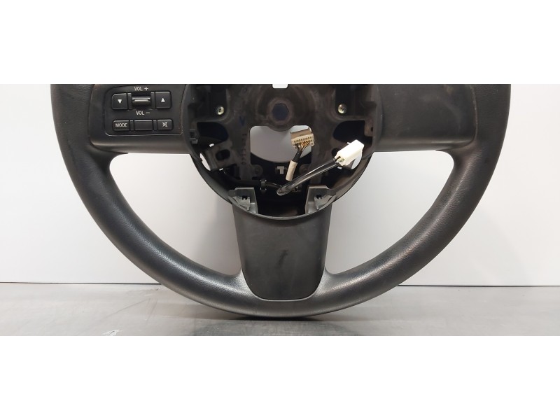 Recambio de volante para mazda 2 lim. (de) 1.3 active (5-ptas.) (55kw) referencia OEM IAM DF7132980C02   Recambio de volante para mazda 2 lim. (de) 1.3 active (5-ptas.) (55kw) referencia OEM IAM DF7132980C02