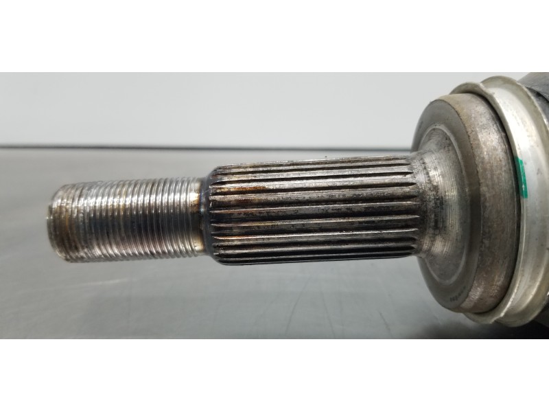 Recambio de transmision trasera derecha para toyota rav 4 plug-in hybrid advance referencia OEM IAM 4233042090  