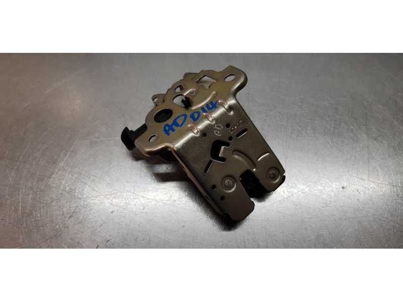 Recambio de cerradura maletero / porton para skoda octavia lim. (5e3) active referencia OEM IAM 8R0827505A  