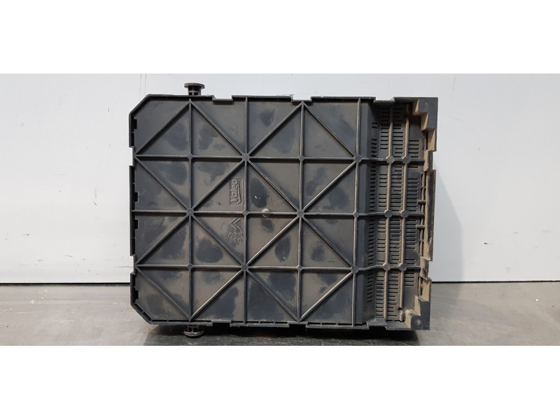 Recambio de caja reles / fusibles para peugeot 308 envy referencia OEM IAM 9663798180   Recambio de caja reles / fusibles para peugeot 308 envy referencia OEM IAM 9663798180