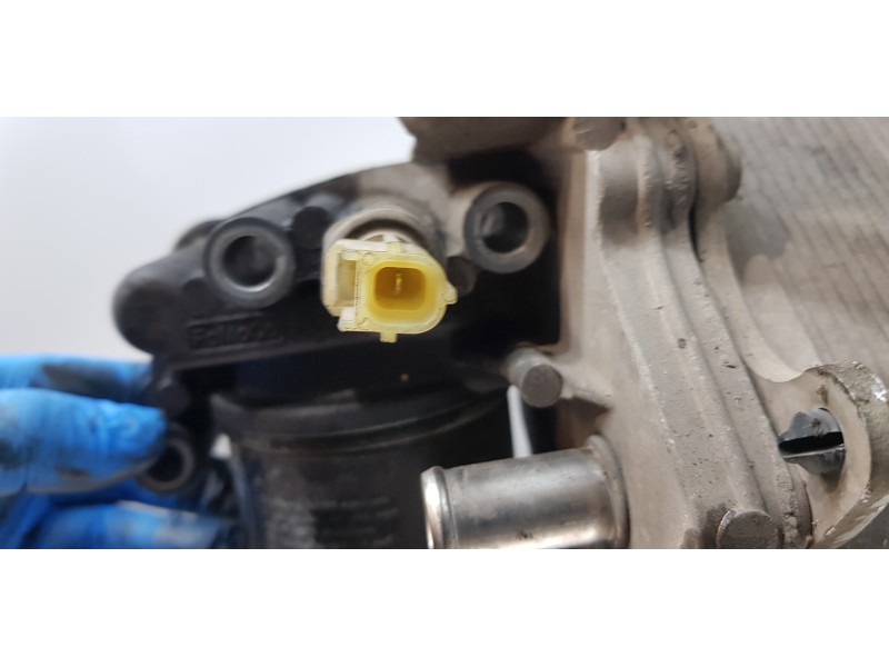 Recambio de soporte filtro aceite para ford transit custom kasten 330 l1 referencia OEM IAM 2132516 BK2Q6B624CE 