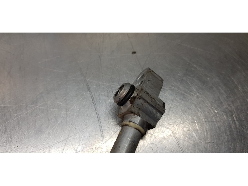 Recambio de tubos aire acondicionado para toyota rav 4 plug-in hybrid advance referencia OEM IAM 8871142070  