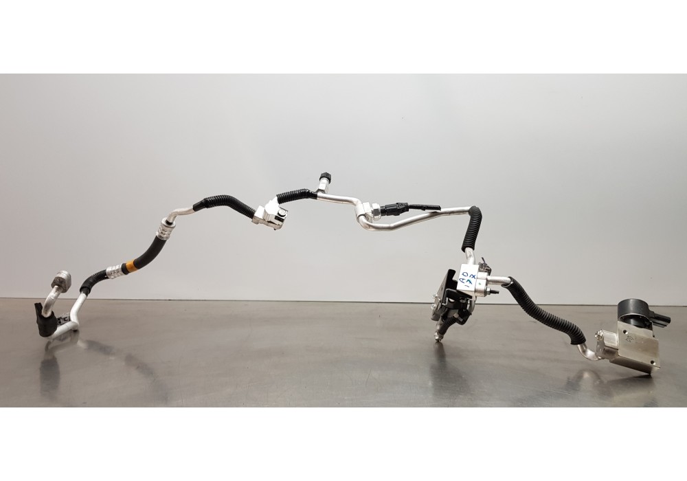 Recambio de tubos aire acondicionado para toyota rav 4 plug-in hybrid advance referencia OEM IAM 8851542120 4475200130 887154236