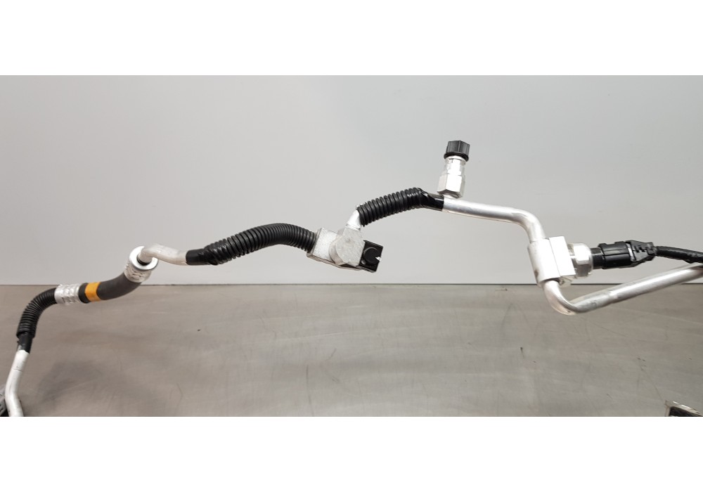 Recambio de tubos aire acondicionado para toyota rav 4 plug-in hybrid advance referencia OEM IAM 8851542120 4475200130 887154236