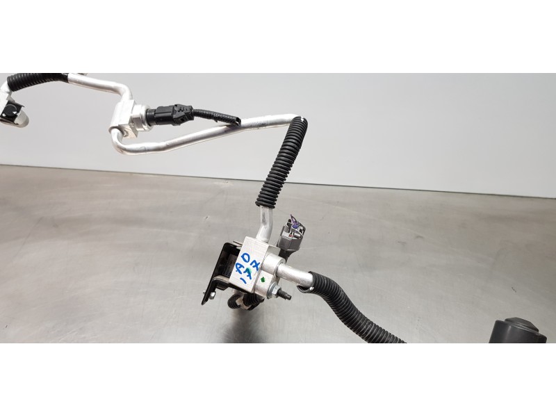 Recambio de tubos aire acondicionado para toyota rav 4 plug-in hybrid advance referencia OEM IAM 8851542120 4475200130 887154236