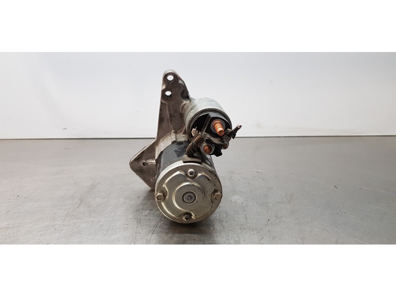 Recambio de motor arranque para renault captur limited referencia OEM IAM 233000557R   Recambio de motor arranque para renault captur limited referencia OEM IAM 233000557R