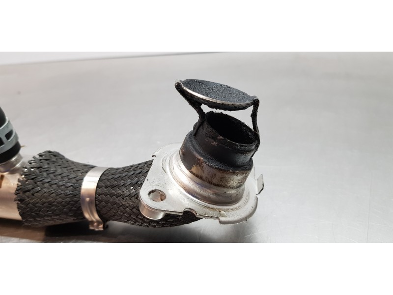 Recambio de tubo para volvo xc60 inscription awd referencia OEM IAM 32242453  