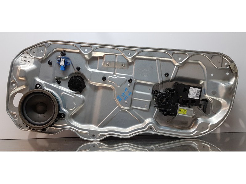 Recambio de elevalunas delantero derecho para volvo c30 d5 momentum referencia OEM IAM 30773903AA  