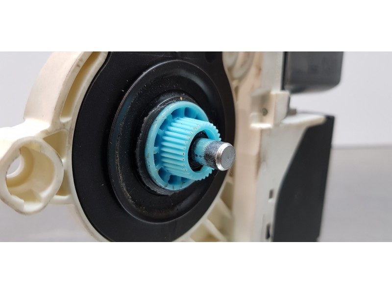 Recambio de motor elevalunas delantero izquierdo para seat leon (1p1) reference referencia OEM IAM 1T0959701AD   Recambio de motor elevalunas delantero izquierdo para seat leon (1p1) reference referencia OEM IAM 1T0959701AD