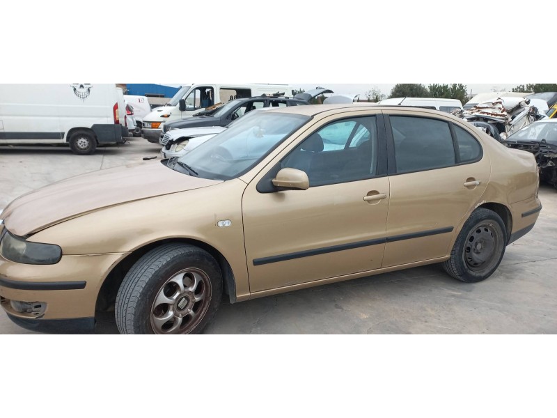 seat toledo (1m2) del año 2001