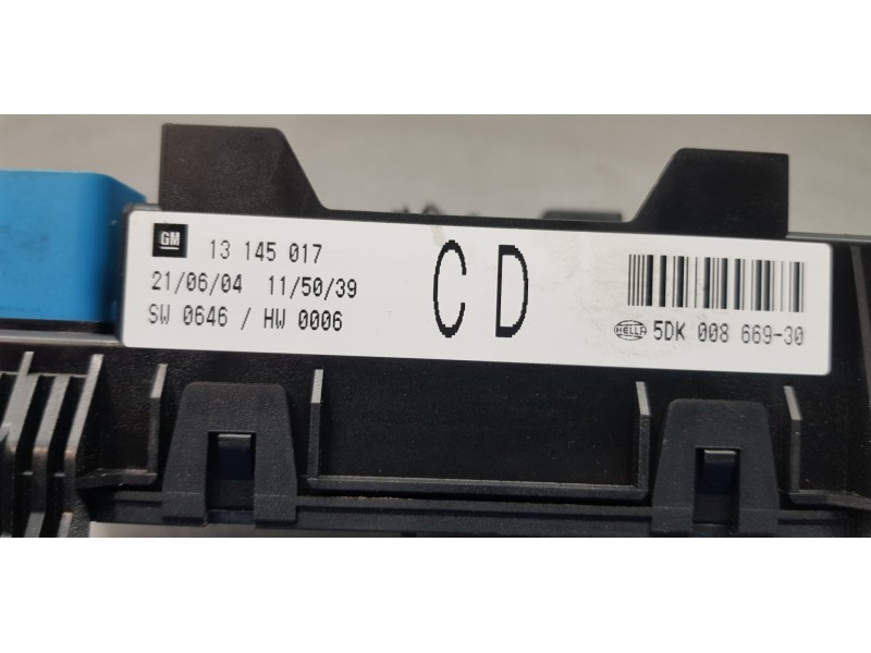 Recambio de caja reles / fusibles para opel astra h berlina comfort referencia OEM IAM 13145017 5DK008669  Recambio de caja reles / fusibles para opel astra h berlina comfort referencia OEM IAM 13145017 5DK008669