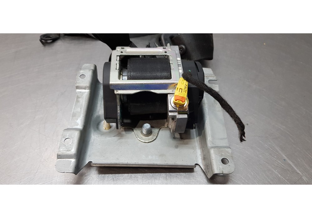 Recambio de cinturon seguridad delantero izquierdo para mercedes clase r (w251) 320 cdi (251.022) referencia OEM IAM A2518600985