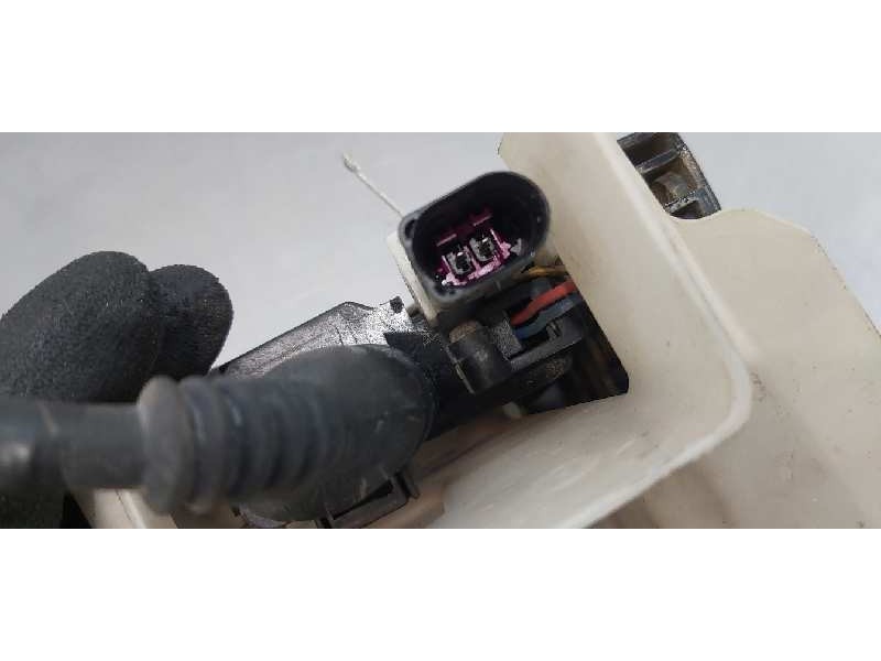 Recambio de cerradura puerta delantera derecha para volkswagen touareg (7la) tdi v10 referencia OEM IAM 3D1837016AD   Recambio de cerradura puerta delantera derecha para volkswagen touareg (7la) tdi v10 referencia OEM IAM 3D1837016AD