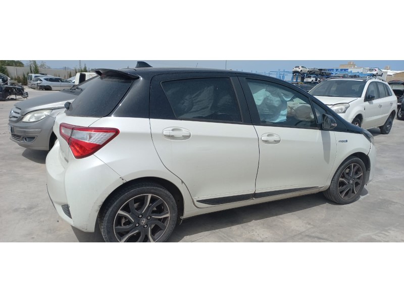 toyota yaris del año 2017