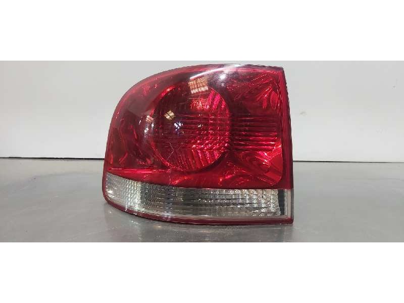 Recambio de piloto trasero izquierdo para volkswagen touareg (7la) tdi v10 referencia OEM IAM 7L6945095P   Recambio de piloto trasero izquierdo para volkswagen touareg (7la) tdi v10 referencia OEM IAM 7L6945095P