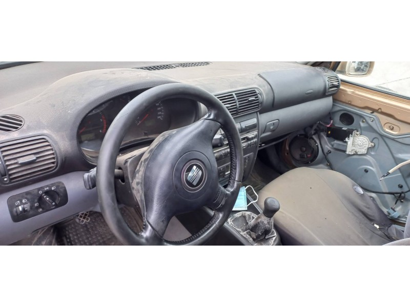 seat toledo (1m2) del año 2001