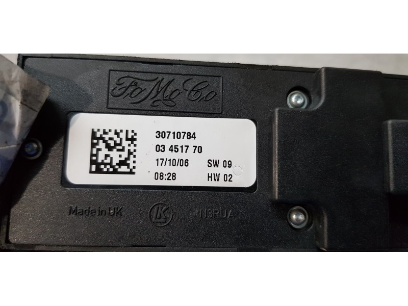Recambio de mando elevalunas delantero izquierdo para volvo c30 d5 momentum referencia OEM IAM 30710784  