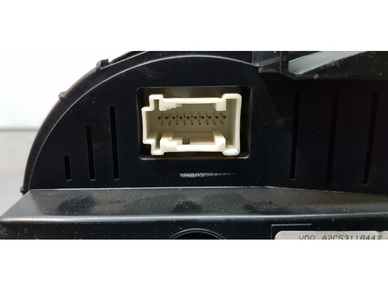 Recambio de cuadro instrumentos para mercedes clase r (w251) 320 cdi (251.022) referencia OEM IAM A2515409847  